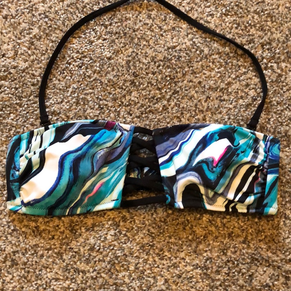 Bikini top